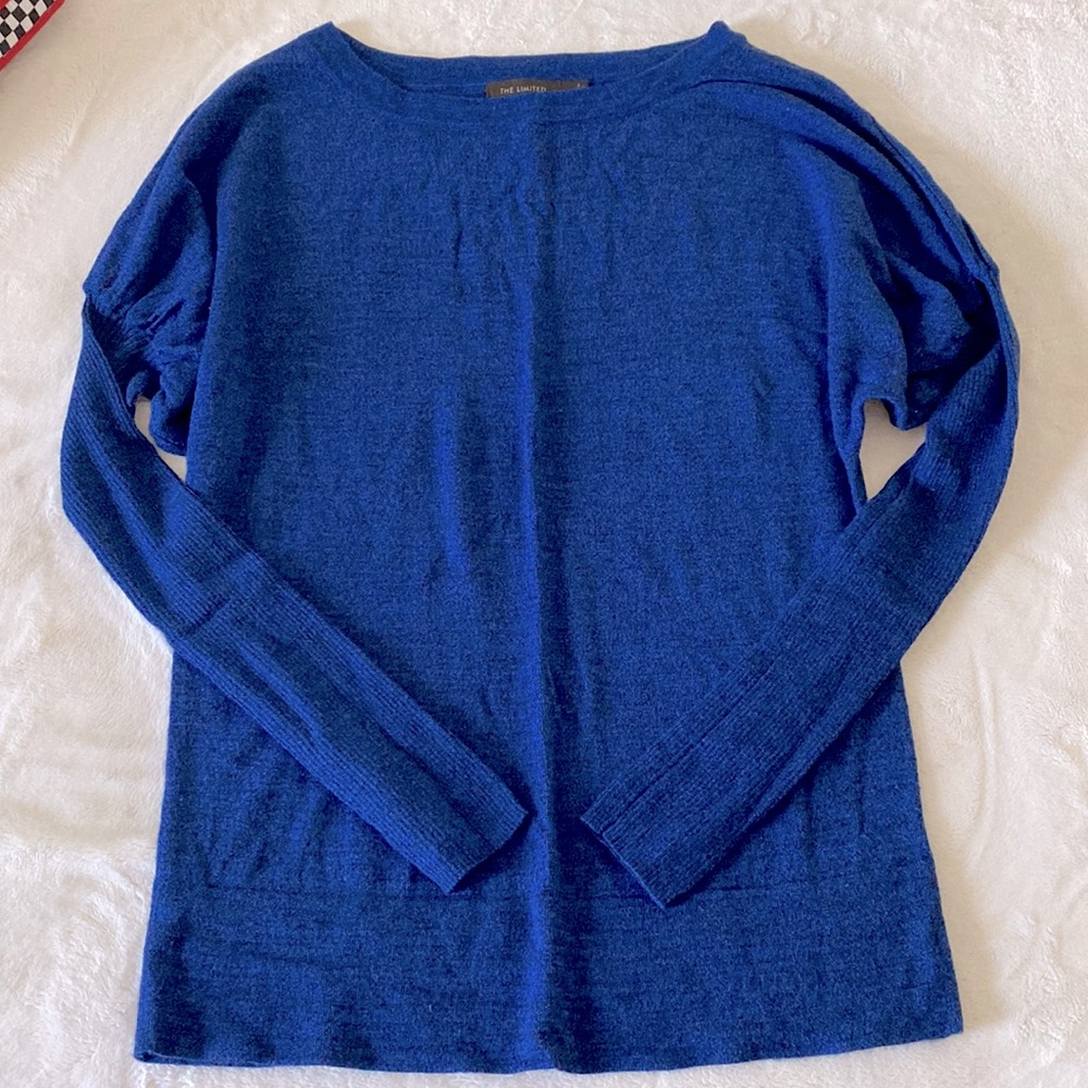 Limited - blue knit sweater